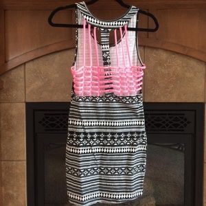 Black White Tribal Bodycon Dress w Pink Accent - S